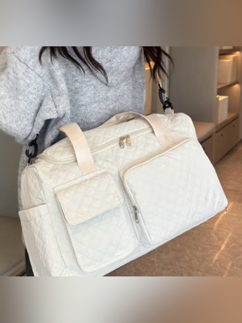 Quilted Cream Travel Duffle Bag - Picture 6 of 12